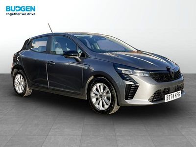 Used Renault Clio V Evolution 90 HP (66 kW) 2024 Grey Hatchback