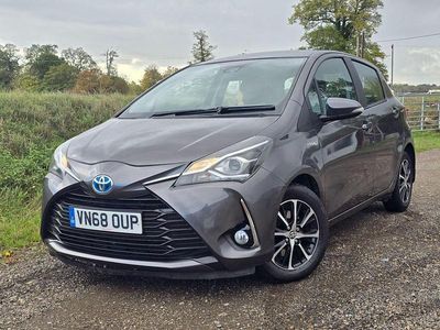 Grey Used 2018 Toyota Yaris Hybrid Hatchback | £7,999