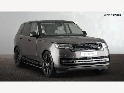 Käytetty Land Rover Range Rover HSE 440 HP (323 kW) 2023 Harmaa Katumaasturi