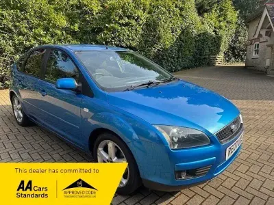 Used Ford Focus Zetec 125 HP (91 kW) 2007 Blue Hatchback