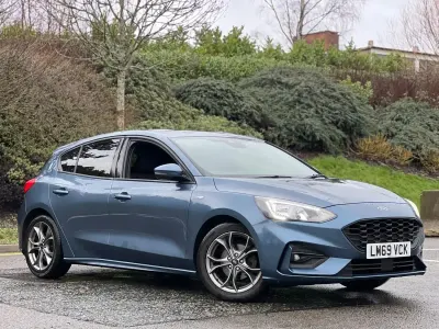 Używany Ford Focus ST-Line 125 KM (91 kW) 2019 Niebieski Hatchback