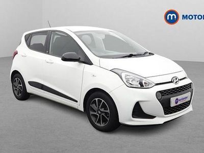 Used Hyundai i10 GO! 67 HP (49 kW) 2018 White Hatchback