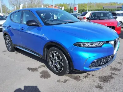 Begagnad Alfa Romeo Tonale Ti 160 HK (117 kW) 2023 Blå SUV