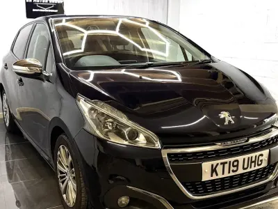 Used Peugeot 82 Signature Sky 2019 Hatchback