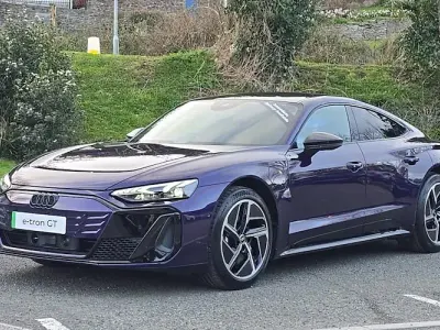 Ny Audi e-tron GT quattro Exclusive 434 kW (591 HK) 2026 Sedan