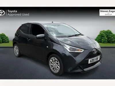Used Toyota Aygo X-play 72 HP (52 kW) 2019 Grey Hatchback
