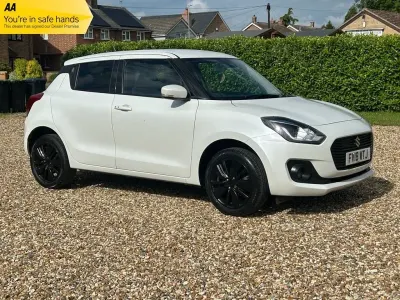 Used Suzuki Swift SZ5 90 HP (66 kW) 2018 White Hatchback