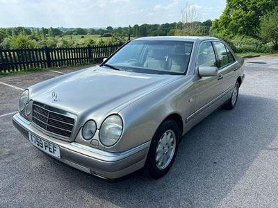 Used Mercedes E240 Elegance 1999 Silver Sedan