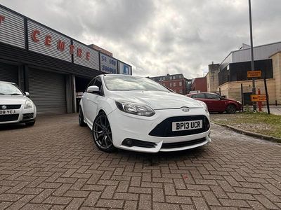 Used Ford Focus ST 2013 White Hatchback