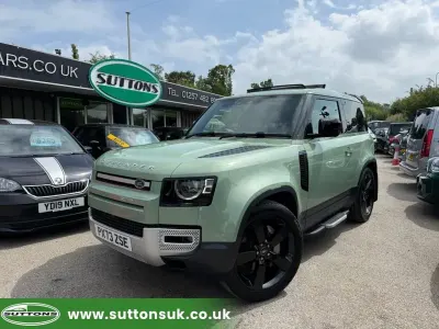 Usado Land Rover Defender 75th Limited Edition 296 CV (217 kW) 2023 Verde Familiar