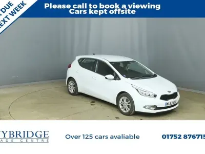 Used Kia Ceed 98 HP (72 kW) 2014 White Hatchback