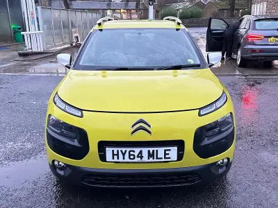 Used Citroën C4 Cactus Feel 100 HP (73 kW) 2014 Yellow Hatchback