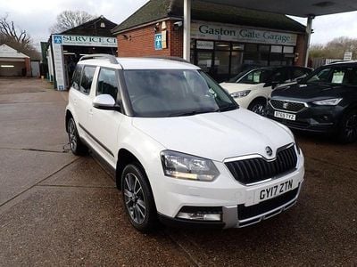 White Used 2017 Skoda Yeti SE Drive SUV | £13,650 (Fair price)