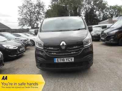 Used Renault Trafic 2018 Black MPV
