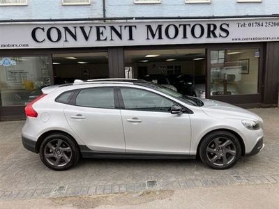 used Volvo V40 CC Cross Country (2013/63)T4 Lux Nav 5d