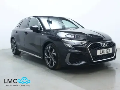 Second-hand Audi A3 Sportback S-Line 110 CP (80 kW) 2023 Negru Hatchback
