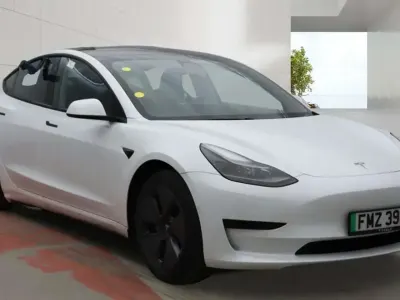 Used Tesla Model 3 Standard Range Plus 208 kW (283 HP) 2021 Sedan