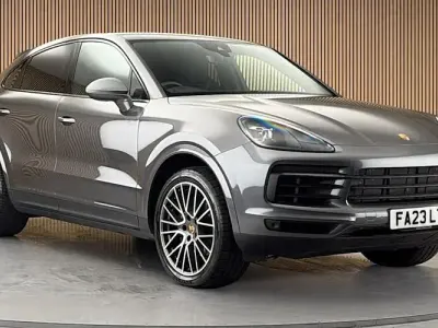 Used Porsche Cayenne 353 HP (259 kW) 2022 Grey SUV