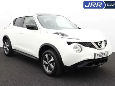 Usado Nissan Juke Acenta 112 HP (82 kW) 2019 Branco SUV