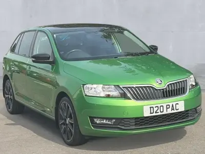 Used Skoda Rapid Sport 95 HP (69 kW) 2019 Rallye green metallic Hatchback