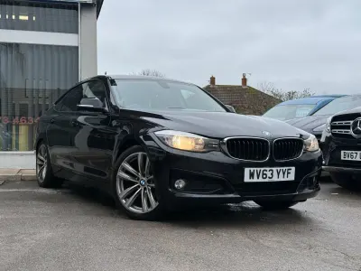 Usado BMW 320 Sport Line 2013 Negro Utilitario