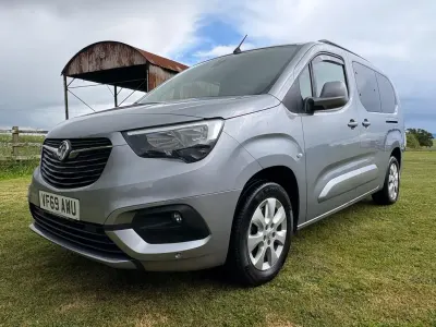 Używany Vauxhall Combo S 110 KM (80 kW) 2020 Szary Minivan