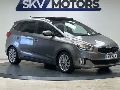 Used Kia Carens 134 HP (98 kW) 2015 Silver MPV