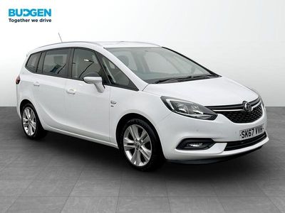 Used Vauxhall Zafira Tourer SRi 140 HP (102 kW) 2018 White MPV