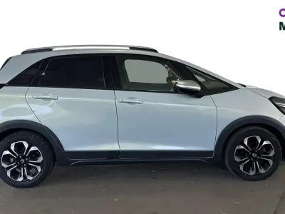 Used Honda Jazz Hybrid 109 HP (80 kW) 2022 White Hatchback