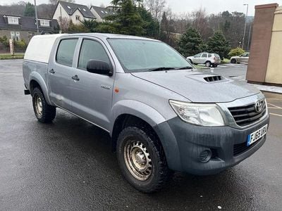 Used Toyota HiLux Active 144 HP (105 kW) 2015 Silver Pickup
