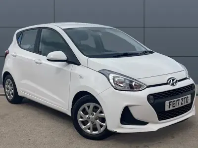 Used Hyundai i10 SE 67 HP (49 kW) 2020 White Hatchback