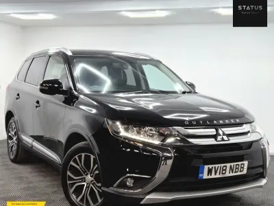 Usado Mitsubishi Outlander 147 HP (108 kW) 2018 Preto SUV