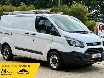 Used Ford Transit Custom 105 HP (77 kW) 2016 White Van