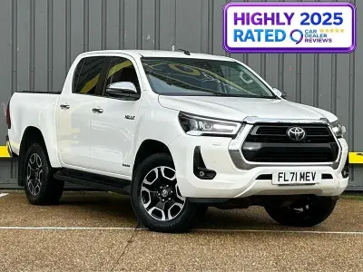 Used Toyota HiLux 150 HP (110 kW) 2021 White Pickup