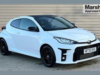 Used Toyota Yaris 257 HP (189 kW) 2021 White Hatchback