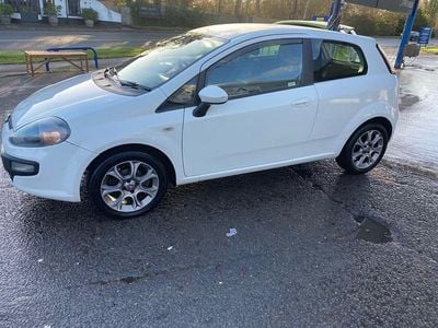 Used Fiat Punto Evo 2011 White Hatchback
