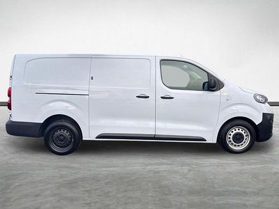 White Used 2022 Peugeot Expert Premium Van | £12,795 (Fair price)