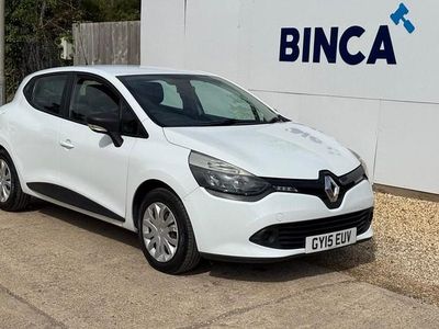 Used Renault Clio IV Expression 75 HP (55 kW) 2015 White Hatchback