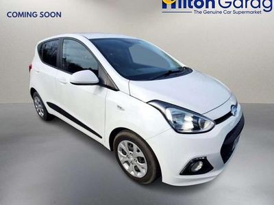 Used Hyundai i10 GO! 66 HP (48 kW) 2016 White Hatchback