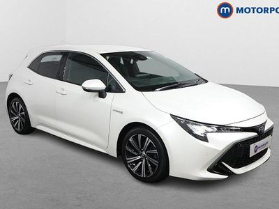 Used Toyota Corolla Design 122 HP (89 kW) 2021 White Hatchback