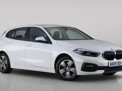 Used BMW 118 140 HP (102 kW) 2019 White Hatchback