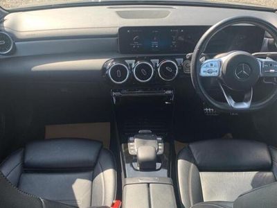 Mercedes CLA200