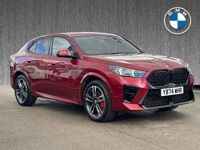 Begagnad BMW X2 M Sport 170 HK (125 kW) 2024 Röd SUV