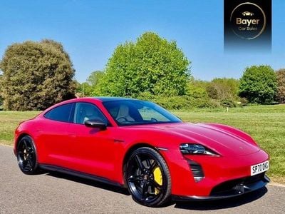 Usado Porsche Taycan 559 kW (761 HP) 2020 Vermelho Sedan