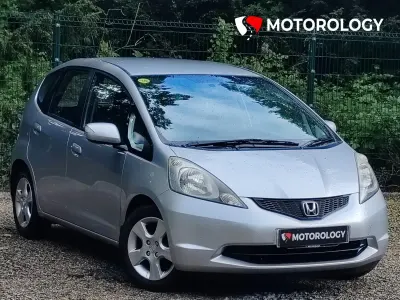 Używany Honda Jazz ES 100 KM (73 kW) 2009 Srebrny Hatchback