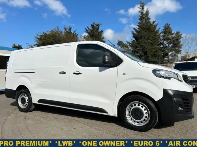 Käytetty Peugeot Expert Premium 2023 Valkoinen Van