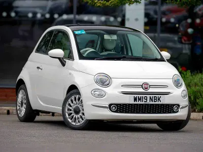 Used Fiat 500 Lounge 69 HP (50 kW) 2019 White Hatchback