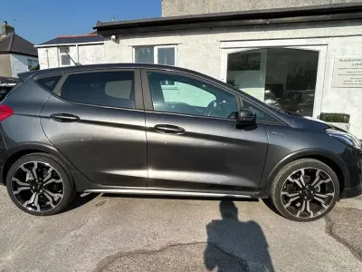 Używany Ford Fiesta Active 140 KM (102 kW) 2020 Szary Hatchback