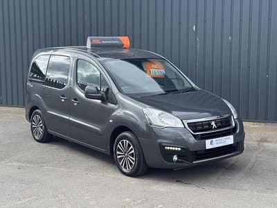 Used Peugeot Partner Tepee Active 98 HP (72 kW) 2016 MPV