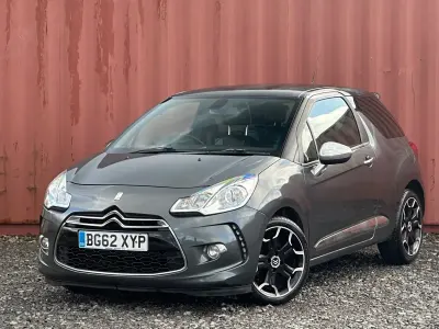 Używany Citroën DS3 110 KM (80 kW) 2012 Szary Hatchback
